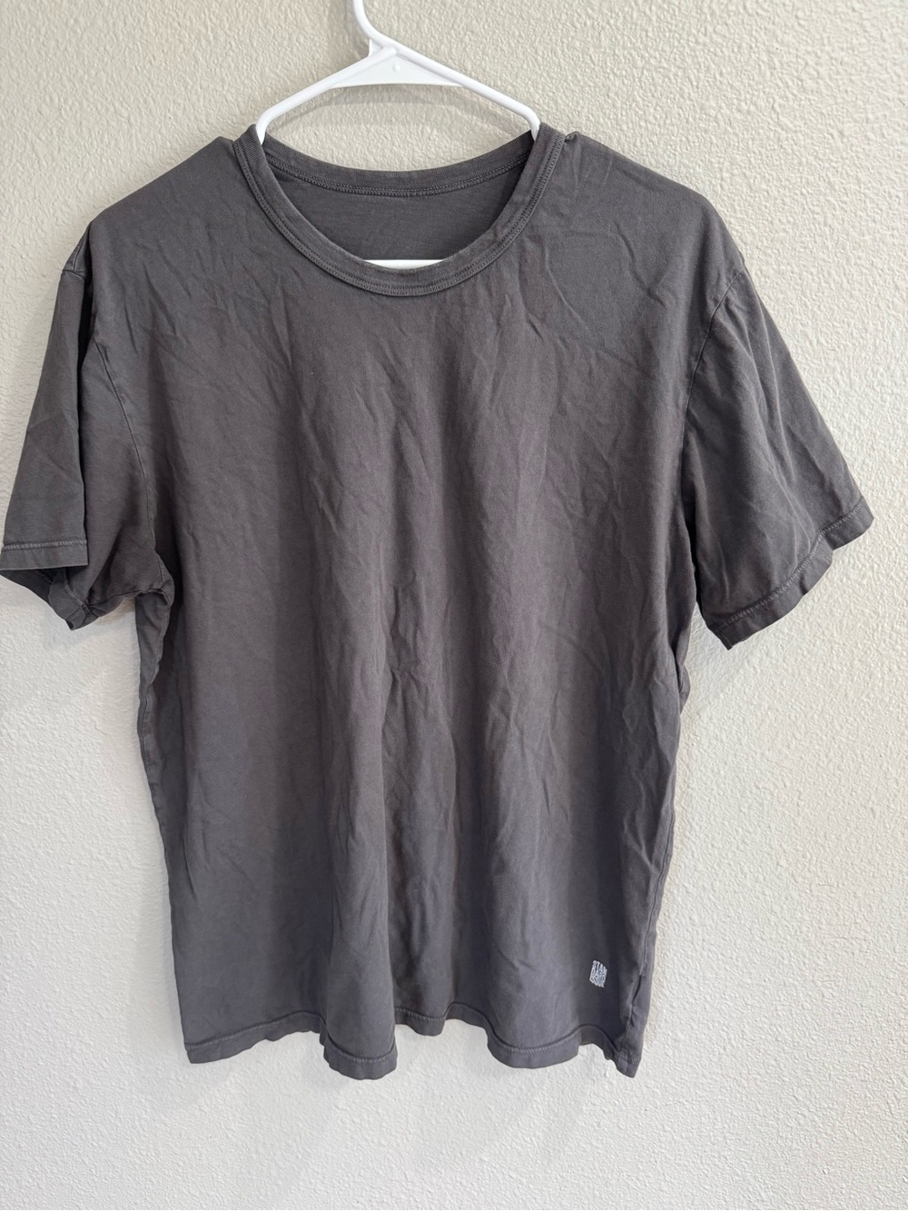 Standard Issue T-Shirt men’s gray size large